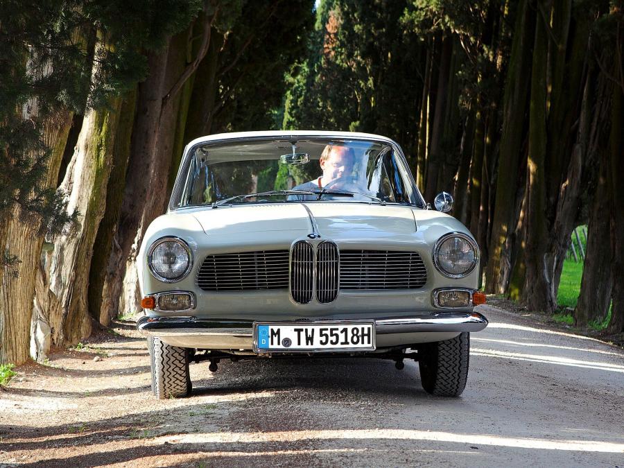  BMW 3200 CS Coupe 1962 года  (фото 18 из 25)